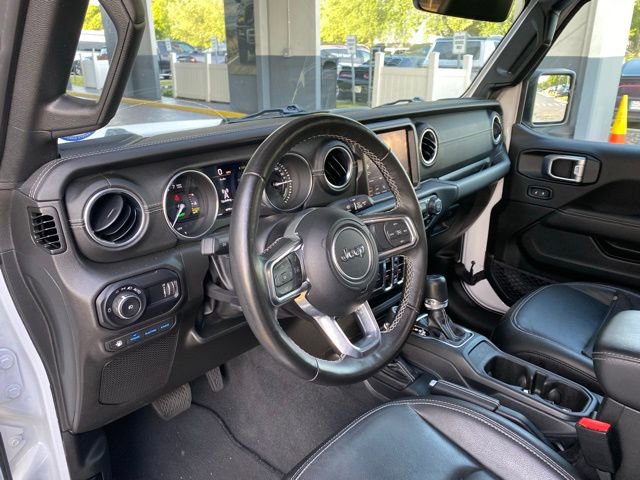 Used 2023 Jeep Wrangler Unlimited Sahara w/ Cold Weather Group AWD/4WD image 14