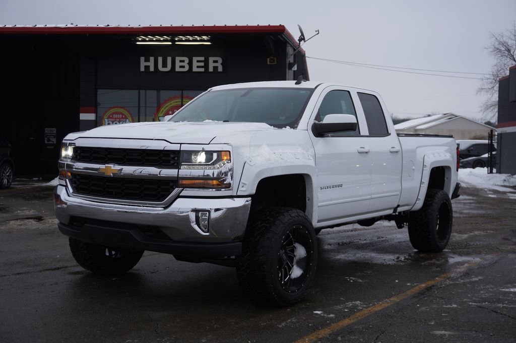 Used 2017 Chevrolet Silverado 1500 LT w/ All Star Edition image 3