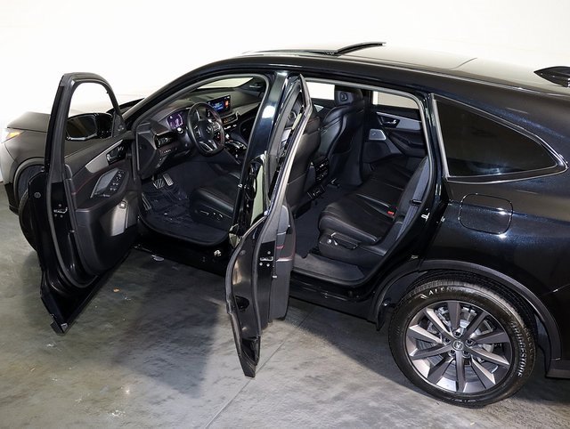 Used 2025 Acura MDX A-Spec image 5