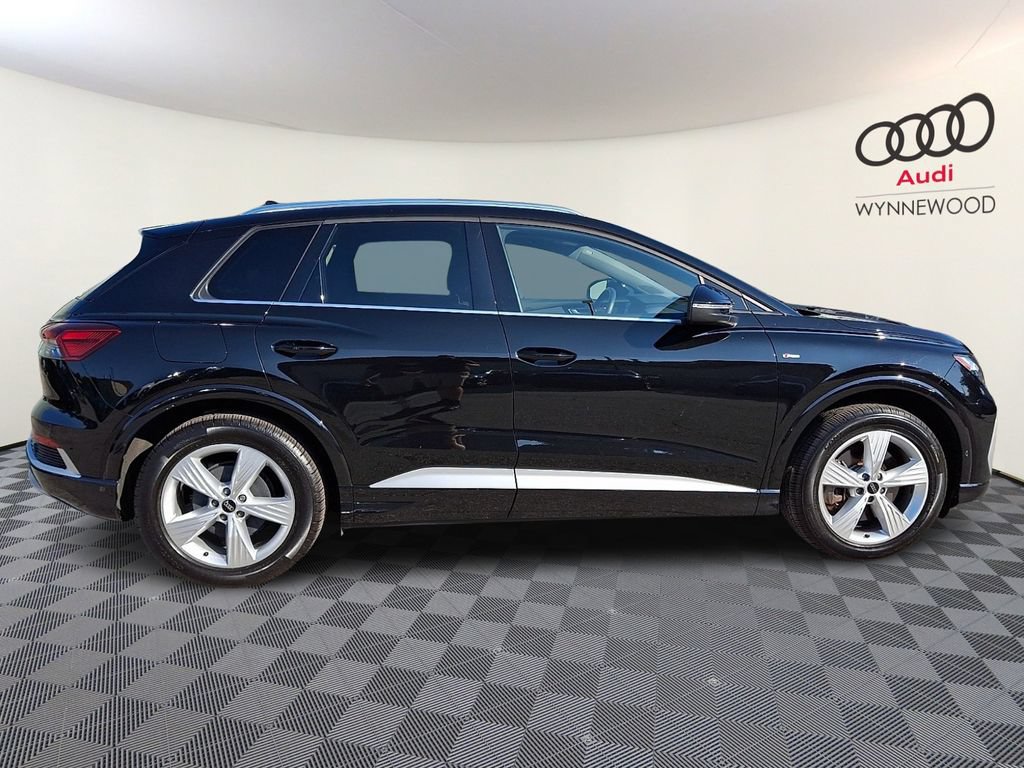 Certified 2024 Audi Q4 e-tron Premium Plus w/ Premium Plus AWD/4WD image 7