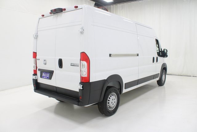 Used 2025 RAM ProMaster 2500 w/ Convenience Group image 22