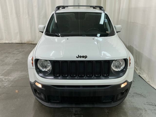 Used 2018 Jeep Renegade Altitude FWD image 8