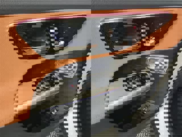 Certified 2026 Mercedes-Benz GLC 300 4MATIC image 17