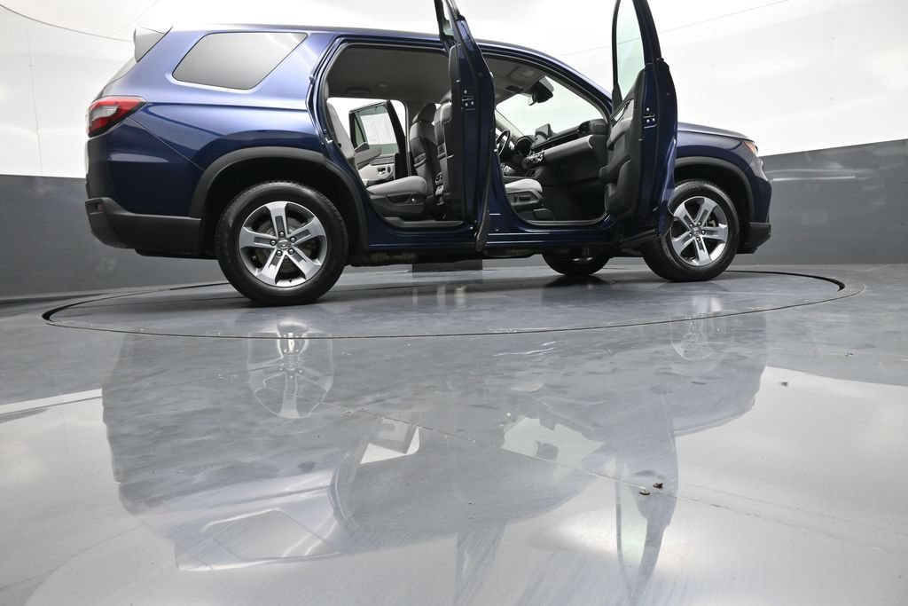 Certified 2023 Honda Pilot EX-L image 49