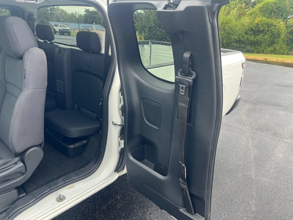Used 2023 Nissan Frontier S w/ Technology Package RWD image 22