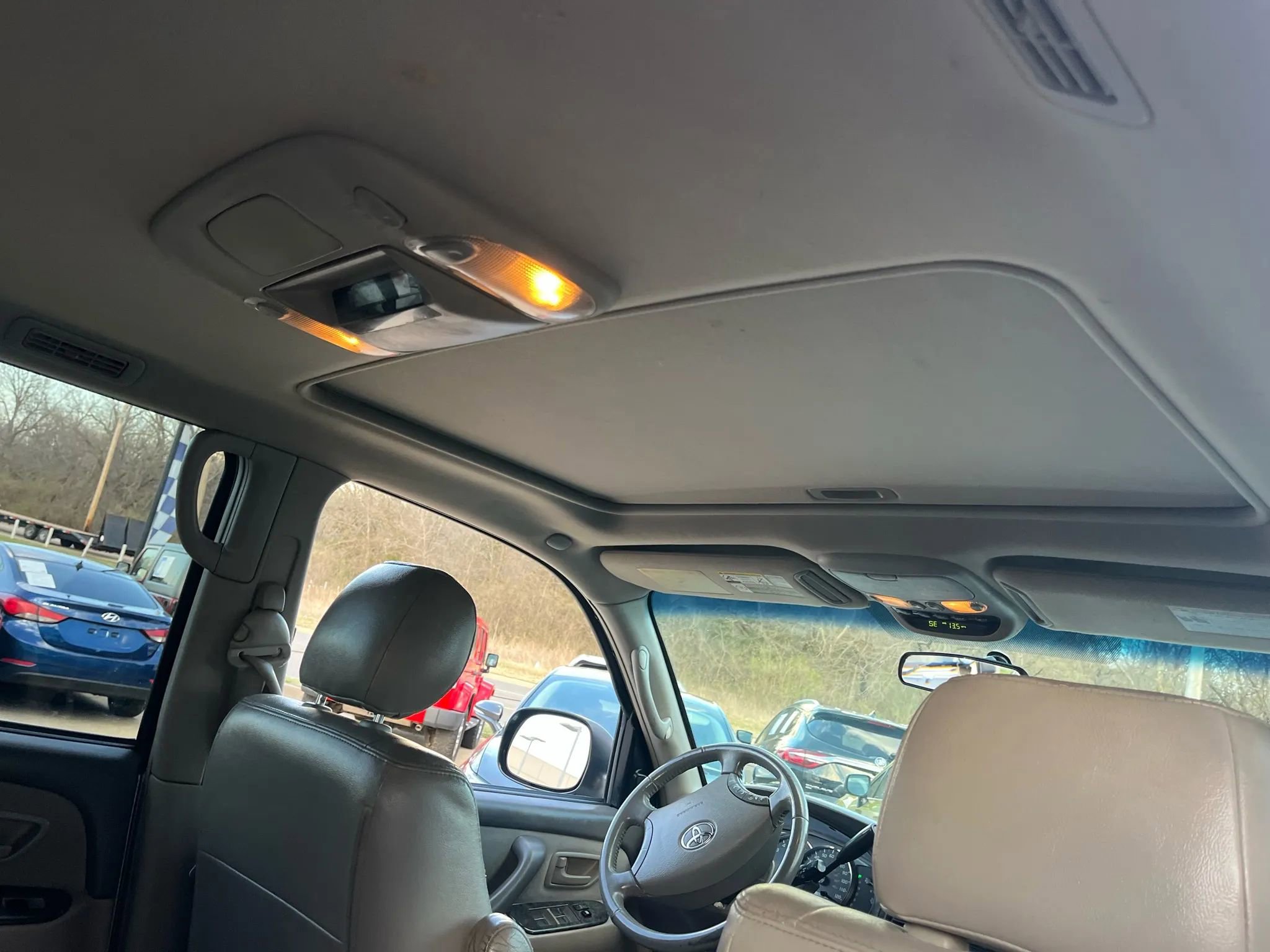 Used 2006 Toyota Sequoia SR5 RWD image 15