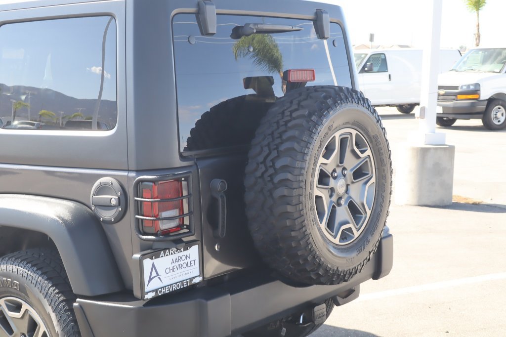 Used 2018 Jeep Wrangler Unlimited Rubicon w/ Connectivity Group AWD/4WD image 8