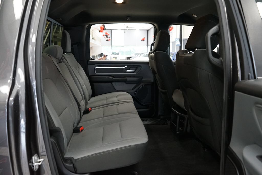 Used 2022 RAM 1500 Big Horn AWD/4WD image 12