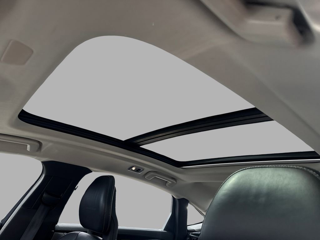 Used 2018 Volvo S90 T6 Inscription w/ Convenience Package image 11