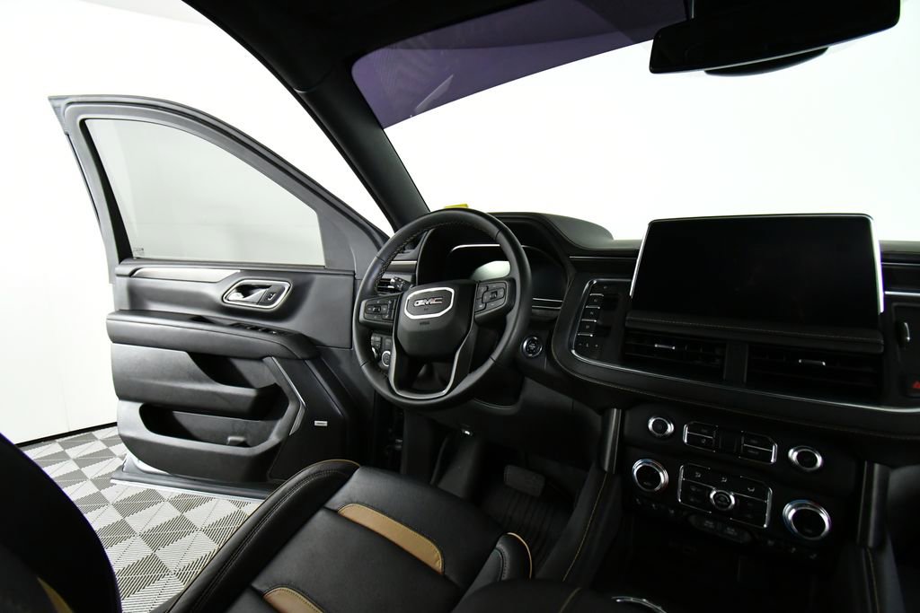 Used 2023 GMC Yukon AT4 w/ AT4 Premium Package image 19