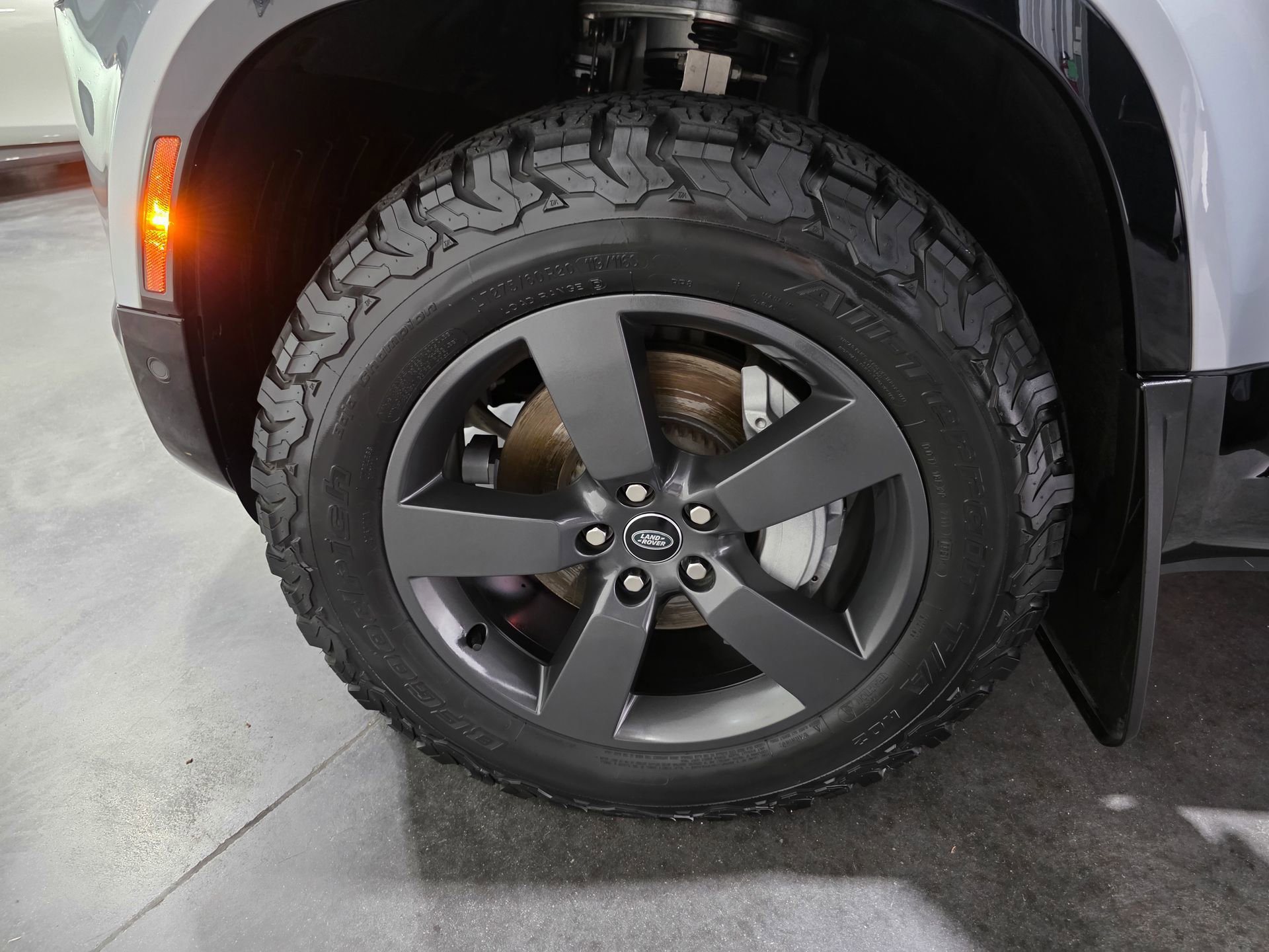 Used 2022 Land Rover Defender 110 X-Dynamic SE AWD/4WD image 64