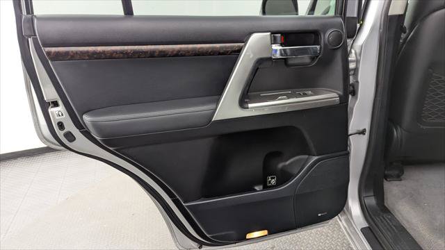 Used 2015 Toyota Land Cruiser AWD/4WD image 12