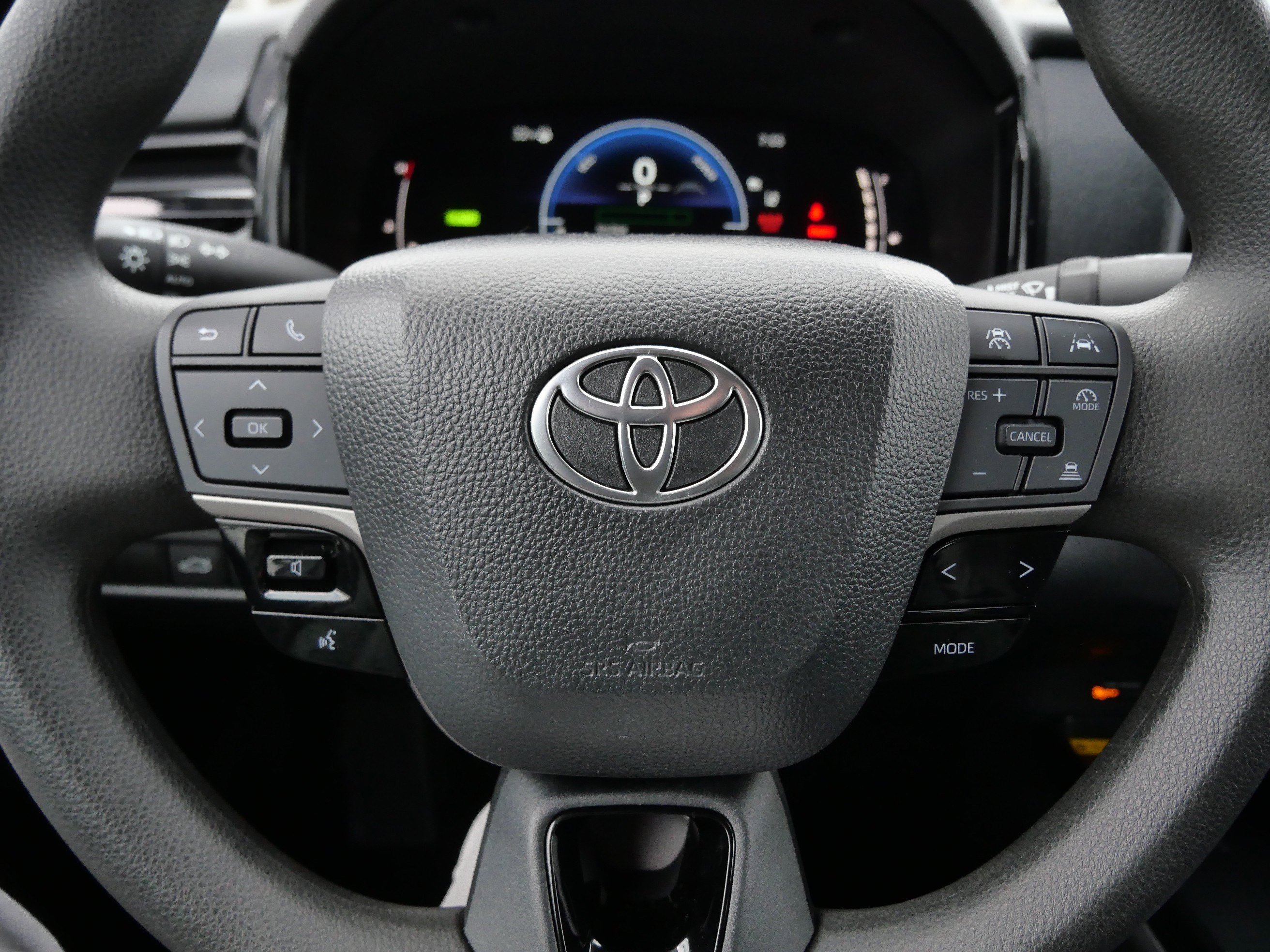 Certified 2025 Toyota Camry LE image 27