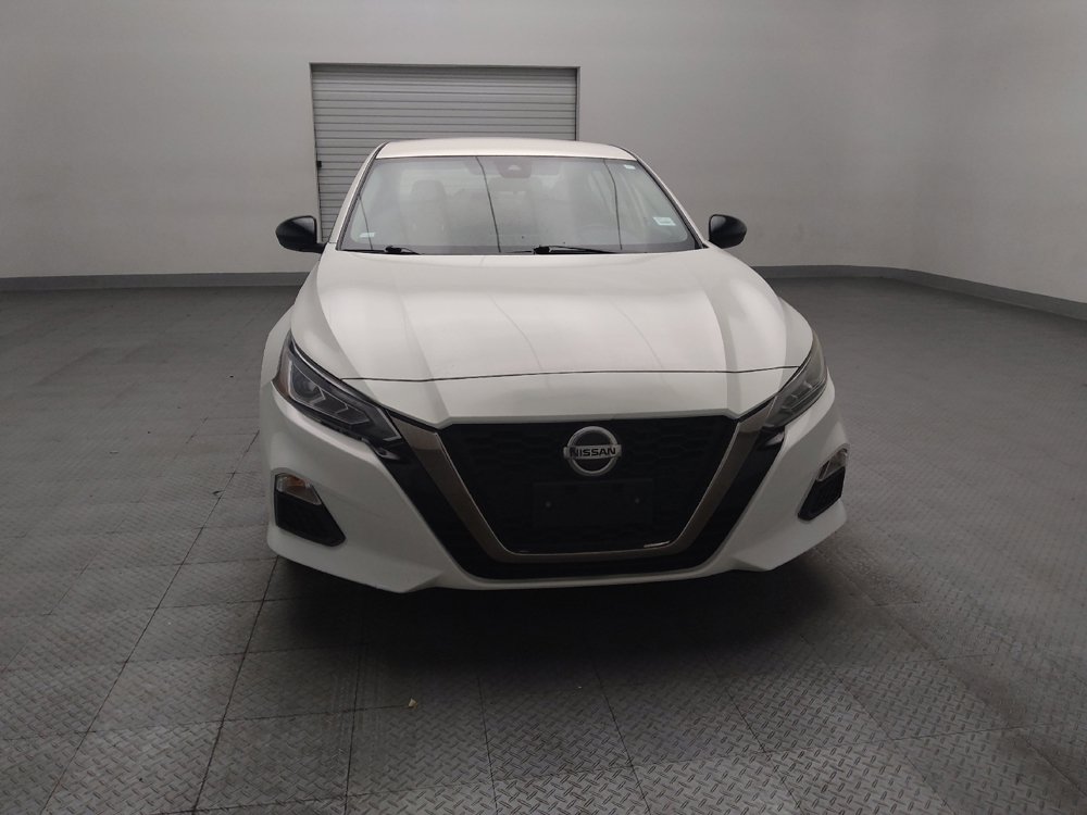 Used 2021 Nissan Altima 2.5 SR FWD image 14