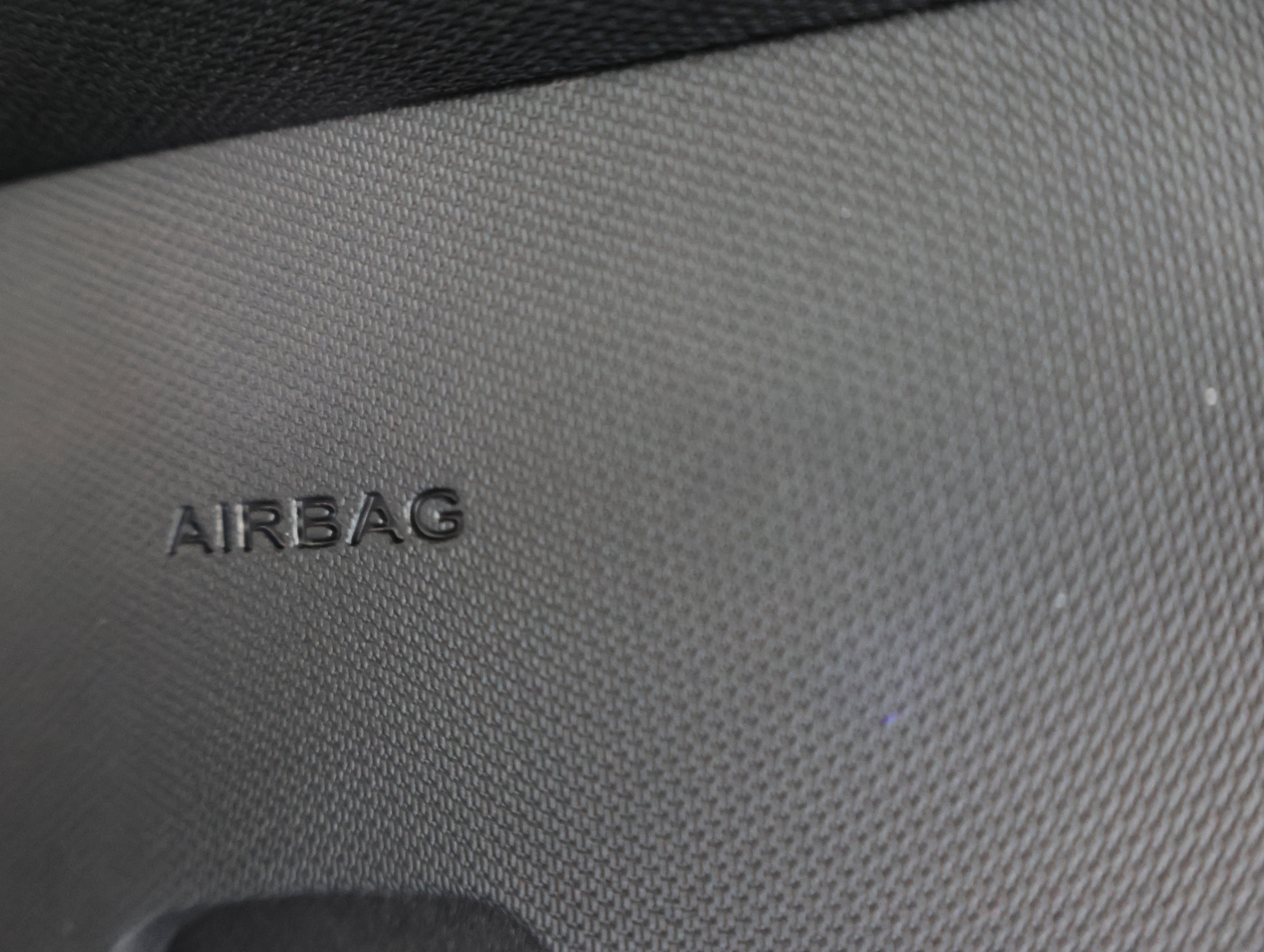 Used 2023 Ford Edge ST image 44