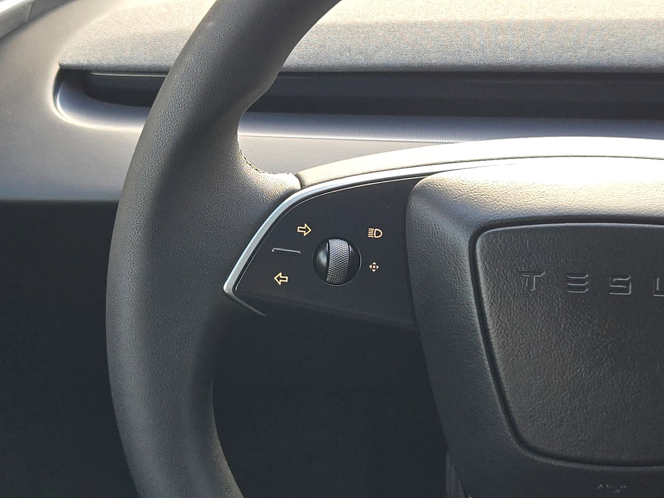 Used 2025 Tesla Model 3 Long Range image 23