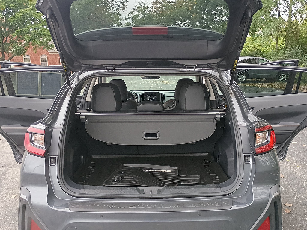 Used 2025 Subaru Crosstrek 2.5i Limited w/ Crosstrek Mirror Package AWD/4WD image 14