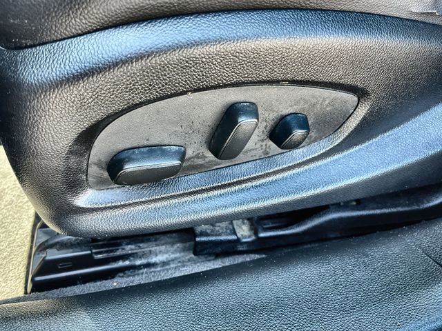 Used 2016 Chevrolet Impala LT w/ Convenience Package FWD image 15