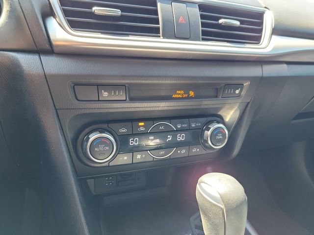 Used 2017 MAZDA MAZDA3 Touring image 20