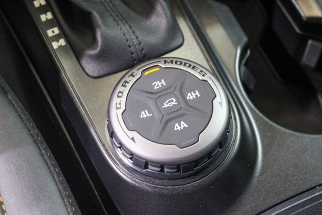 Used 2022 Ford Bronco Badlands w/ Sasquatch Package image 17