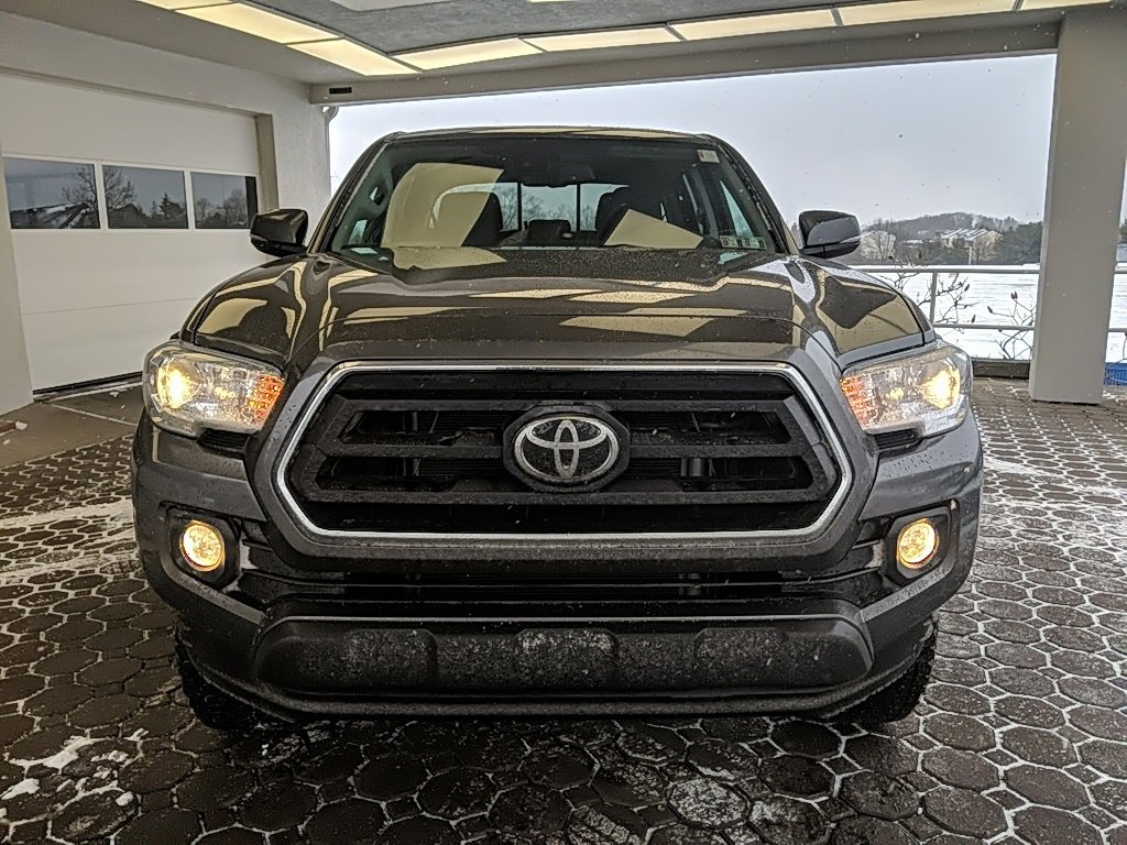 Used 2023 Toyota Tacoma SR5 image 2