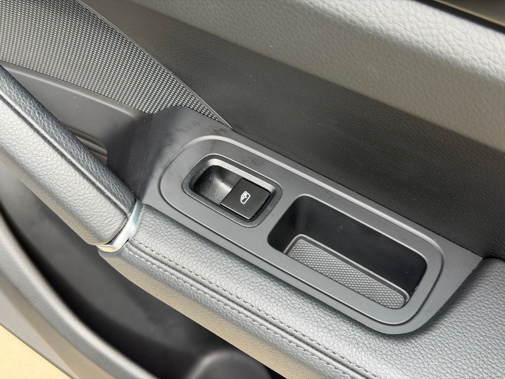 Used 2023 Porsche Cayenne AWD/4WD image 61