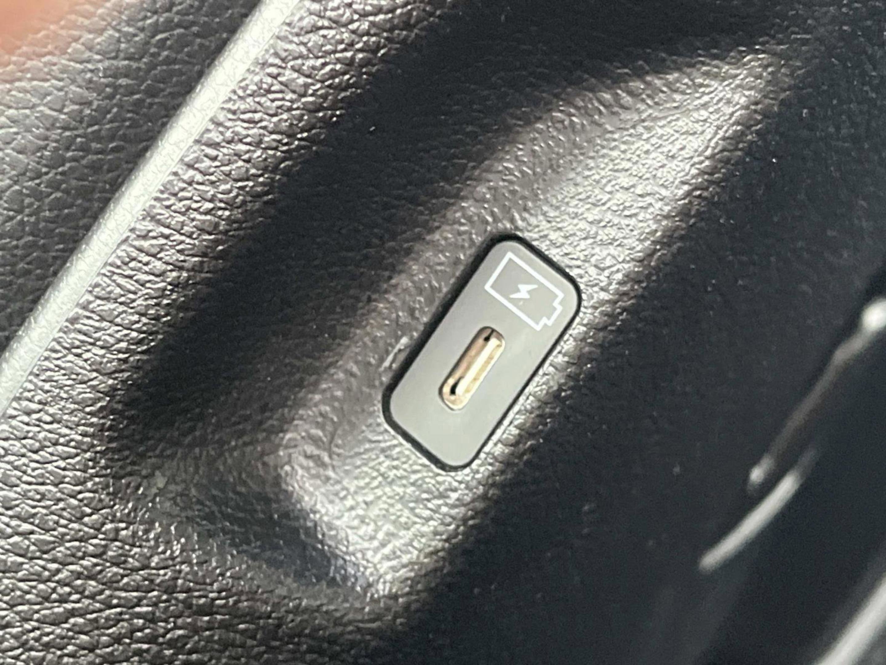 Used 2023 Kia Telluride SX X-Line image 17