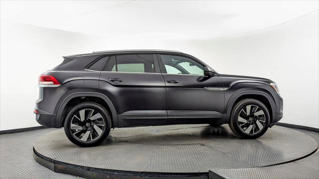 Used 2024 Volkswagen Atlas Cross Sport SE image 9