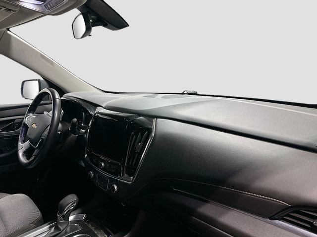 Used 2021 Chevrolet Traverse LT image 31