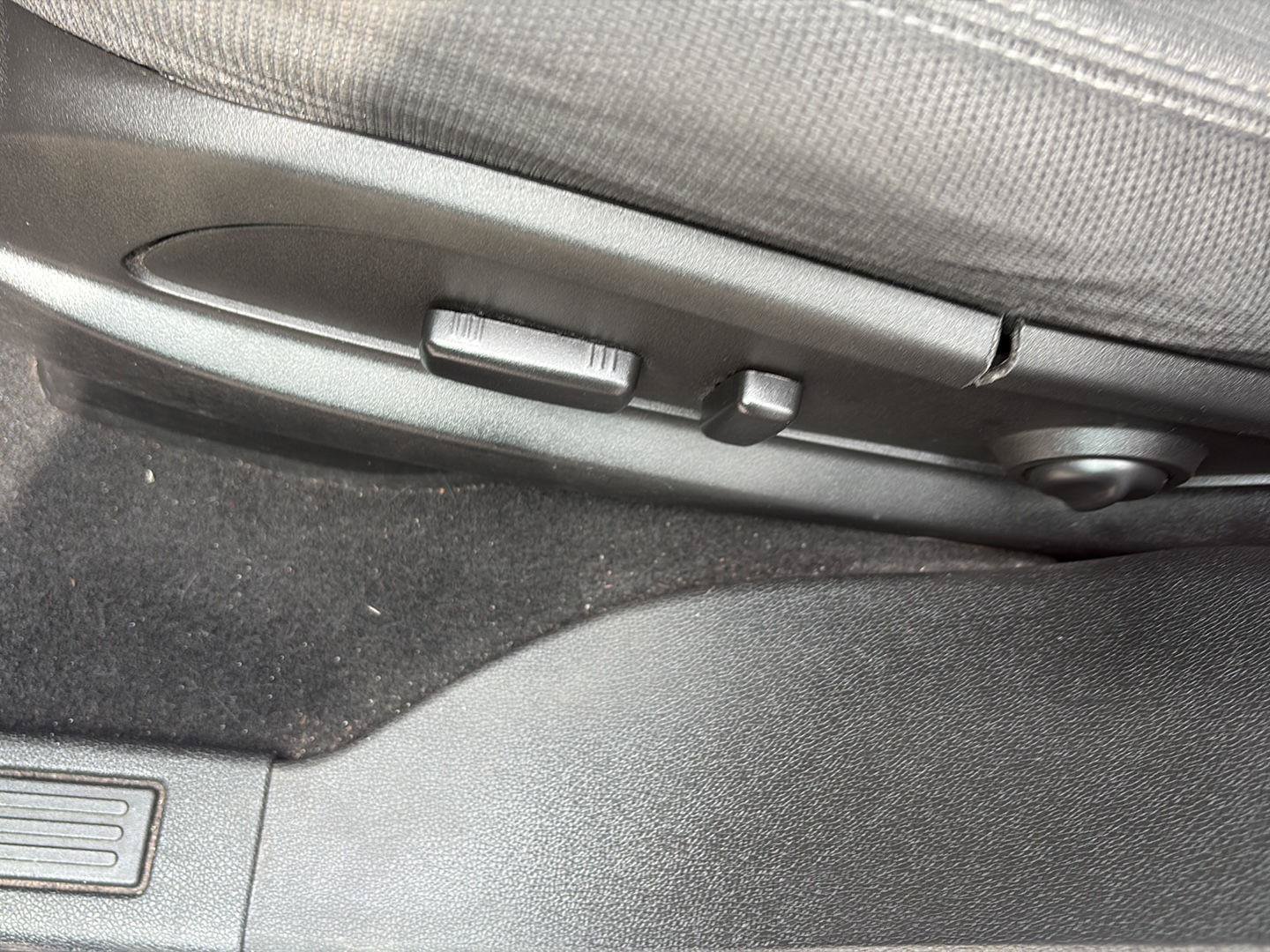 Used 2015 Chevrolet Traverse LT AWD/4WD image 15