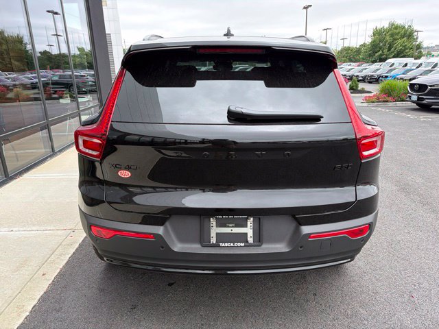 New 2026 Volvo XC40 B5 Ultra w/ Protection Package Premier AWD/4WD image 4