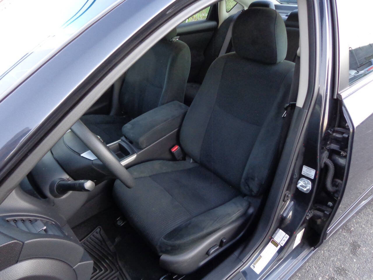 Used 2015 Nissan Altima 2.5 S w/ Power Driver Seat Package image 9