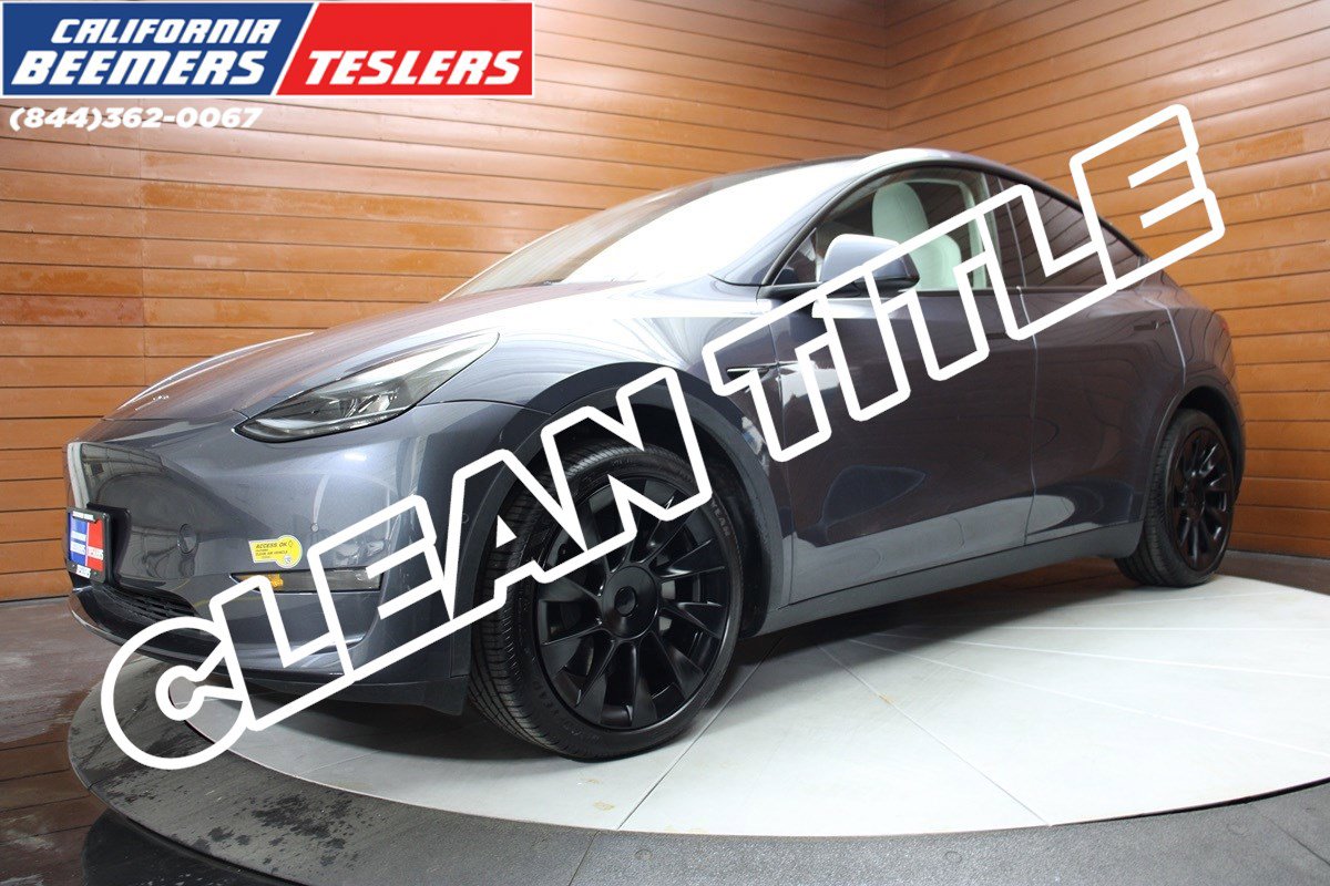 Used 2022 Tesla Model Y Long Range AWD/4WD image 1