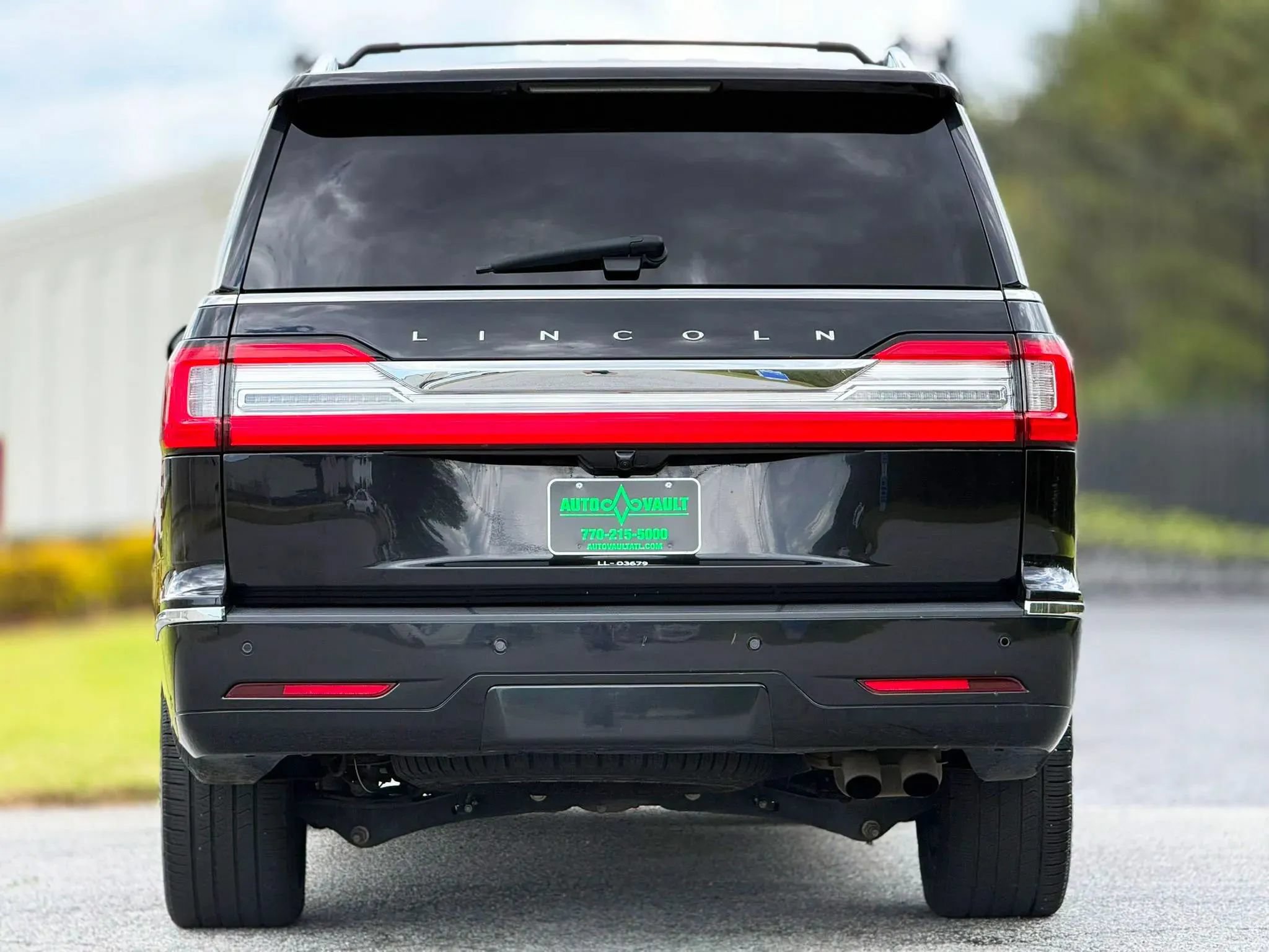 Used 2021 Lincoln Navigator L Reserve AWD/4WD image 8