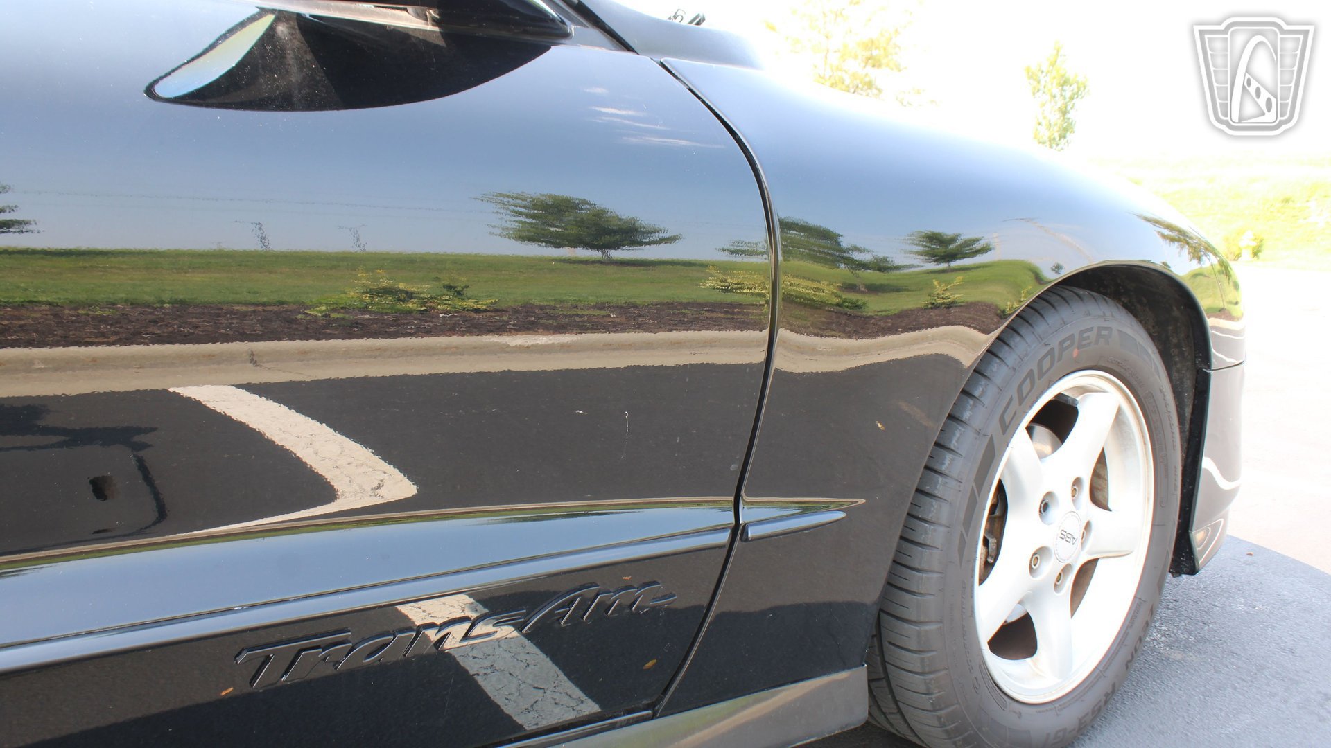 Used 1995 Pontiac Firebird Coupe RWD image 10