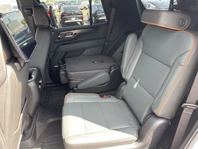 New 2026 GMC Yukon AT4 w/ AT4 Premium Plus Package AWD/4WD image 23