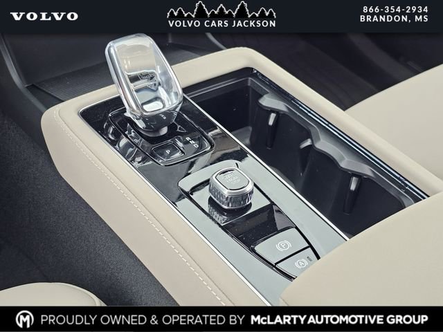 New 2026 Volvo XC90 B6 Plus w/ Protection Package Premier image 22