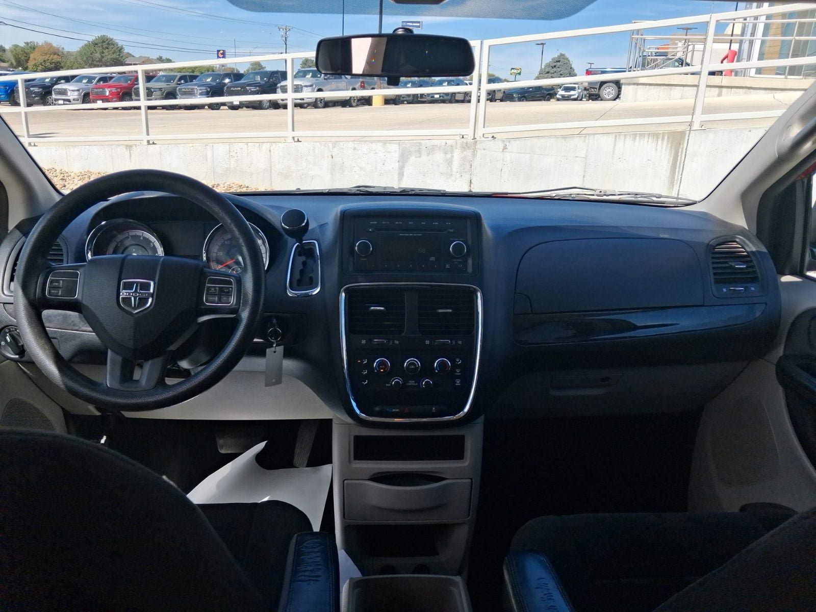 Used 2012 Dodge Grand Caravan SE FWD image 13
