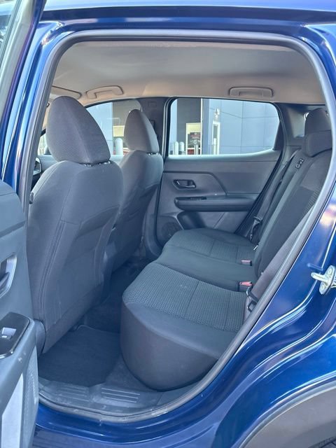 Used 2025 Nissan Kicks S AWD/4WD image 6