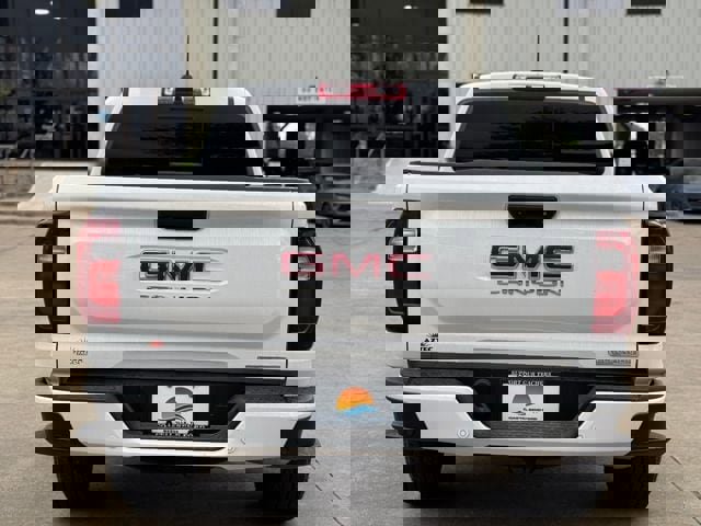 Used 2024 GMC Canyon Elevation w/ Convenience Package image 7