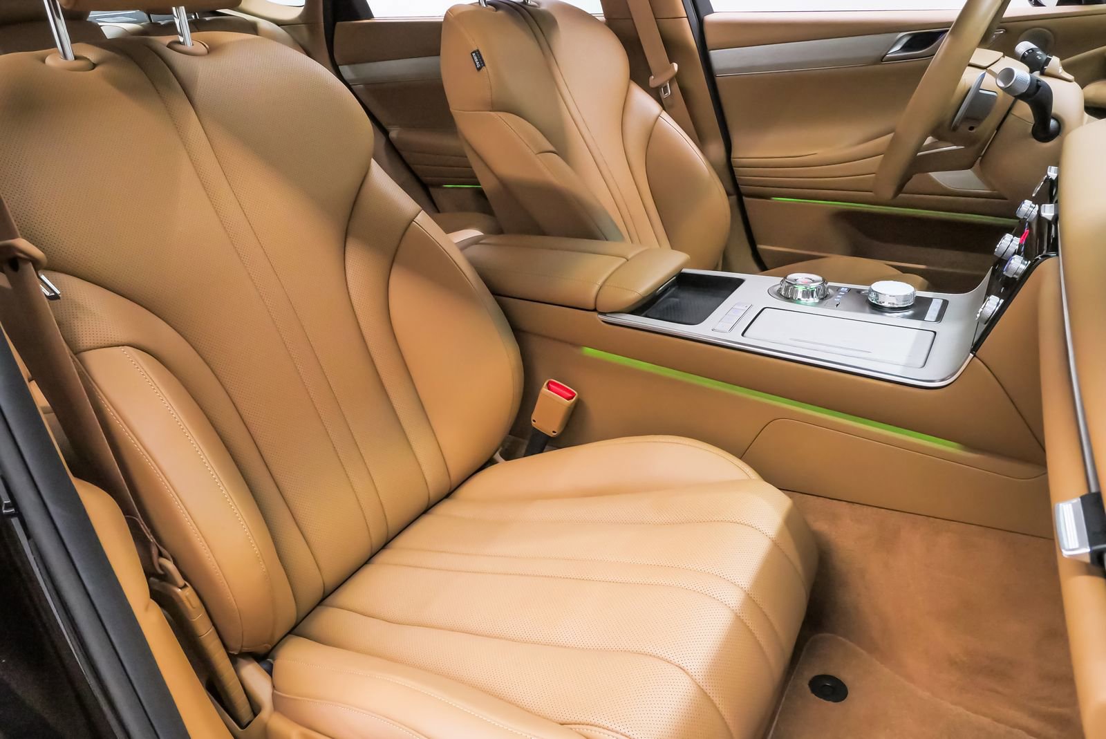 Certified 2026 Genesis G80 2.5T Advanced image 15