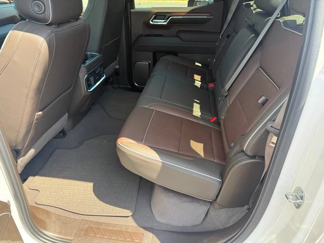 Used 2024 GMC Sierra 1500 Denali w/ Technology Package AWD/4WD image 25