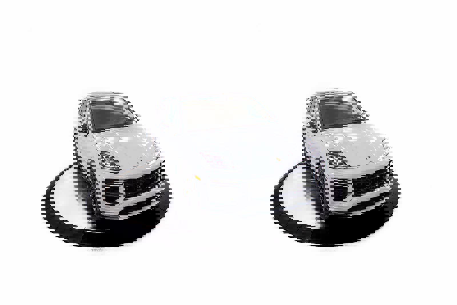 New 2026 Porsche Cayenne Turbo GT image 38