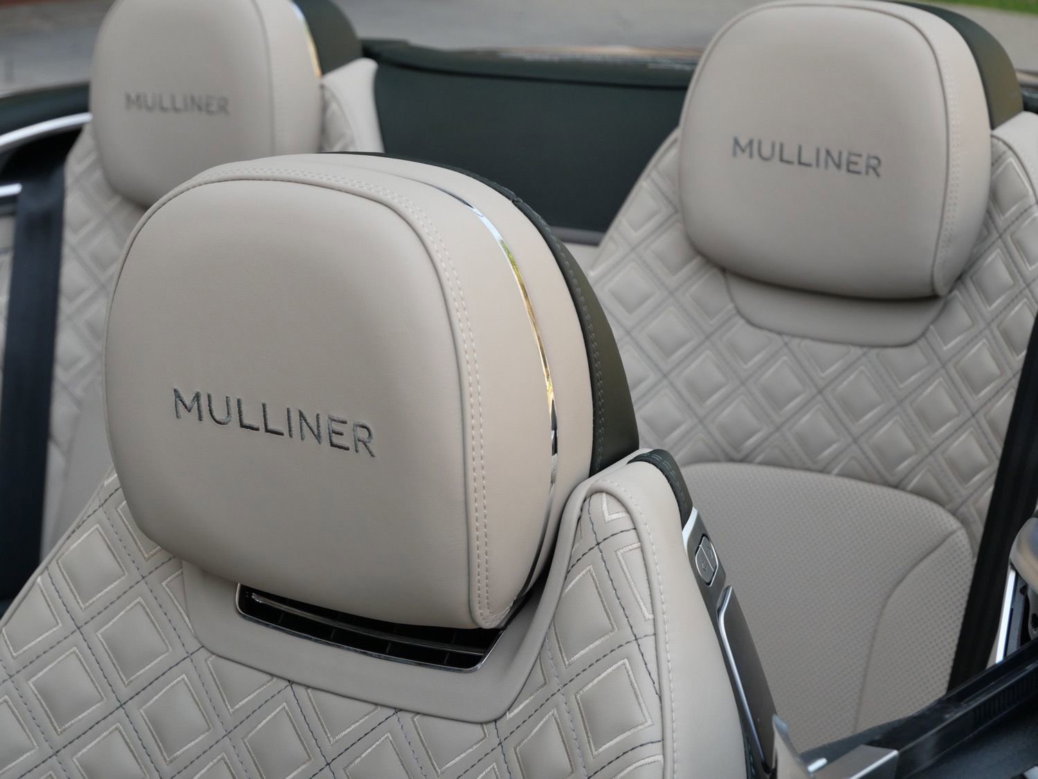 Used 2022 Bentley Continental GT Mulliner AWD/4WD image 25