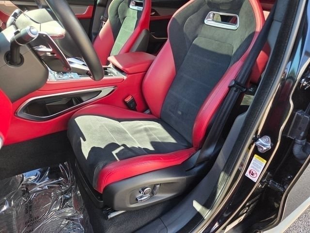 Used 2022 Jaguar F-PACE SVR AWD/4WD image 8