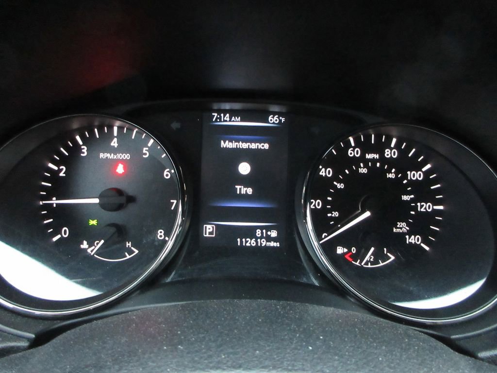 Used 2017 Nissan Rogue SV image 7