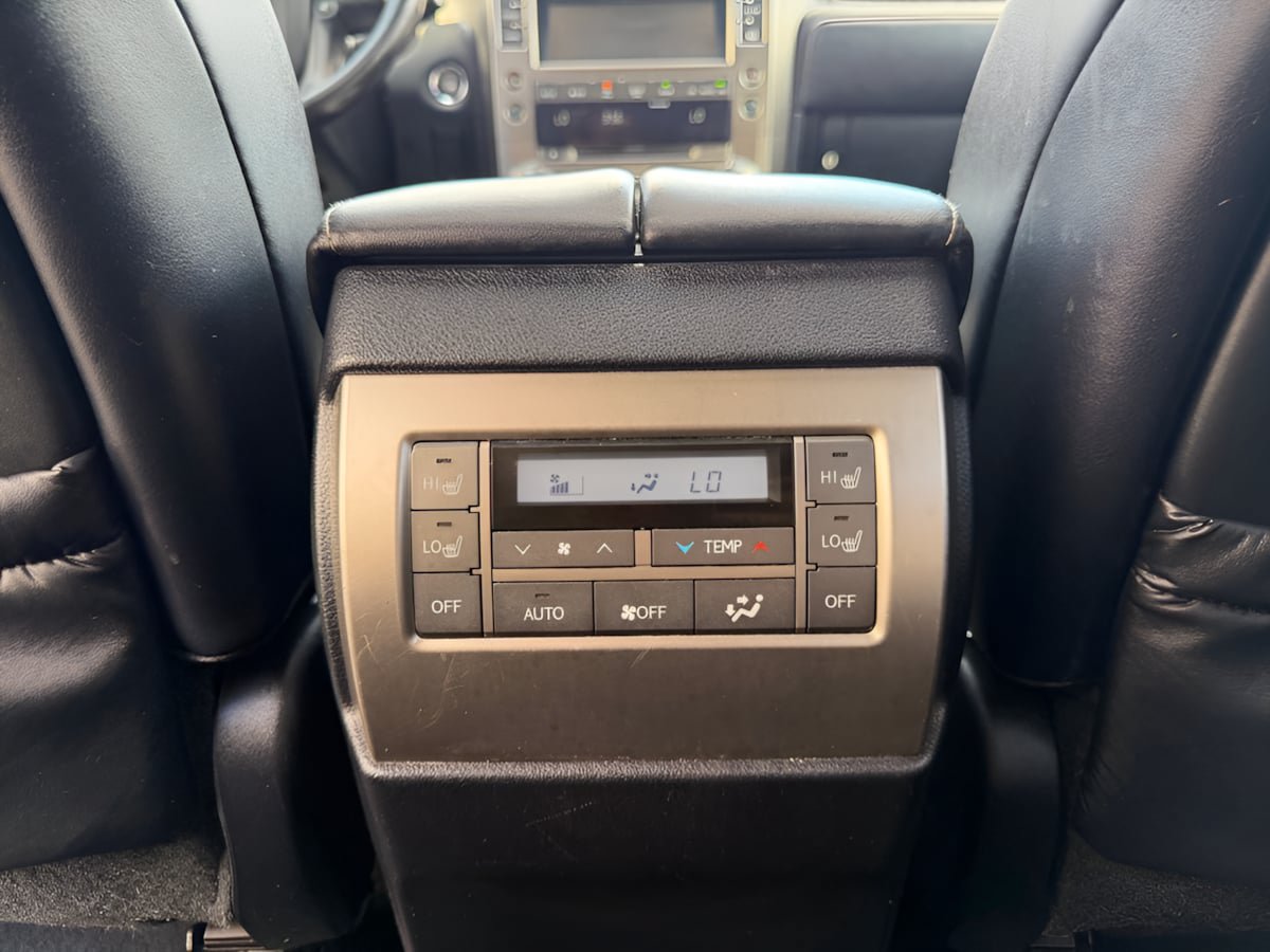 Used 2017 Lexus GX 460 Premium w/ Premium Package AWD/4WD image 23