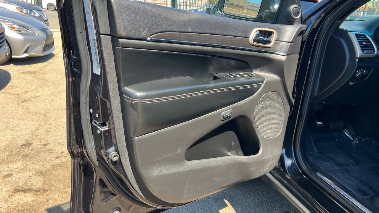 Used 2015 Jeep Grand Cherokee Limited AWD/4WD image 31