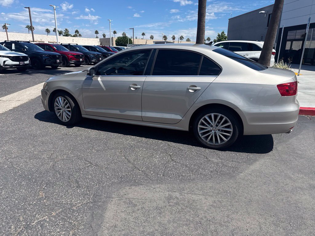 Used 2013 Volkswagen Jetta SEL FWD image 11