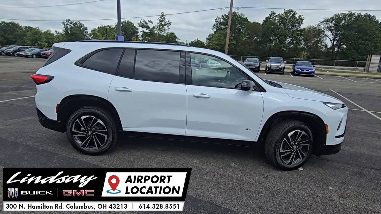 New 2026 Buick Enclave Sport Touring w/ Power Package image 9